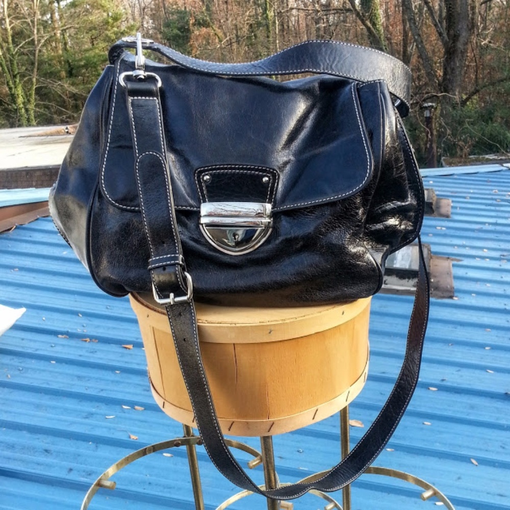Cynthia Rowley black leather satchel handle & strp